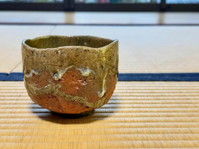 江戸時代から伝わる技術を受け継ぐ岡山の伝統工芸【虫明焼窯元】