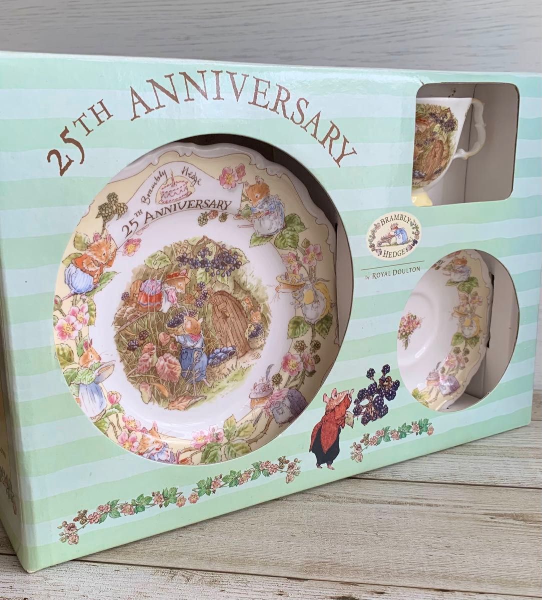 専用】ブランブリーヘッジ 25th Anniversary カップ＆ソーサー