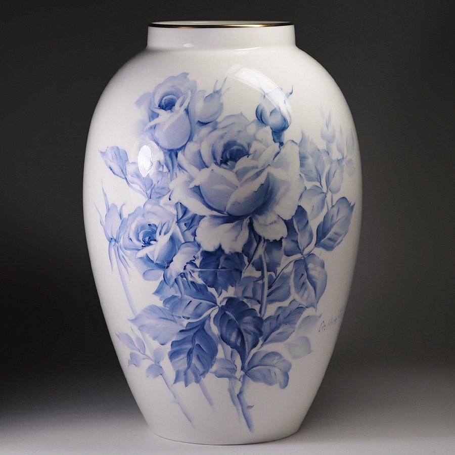 Yahoo!オークション -「大倉陶園ブルーローズ 花瓶」の落札相場・落札価格
