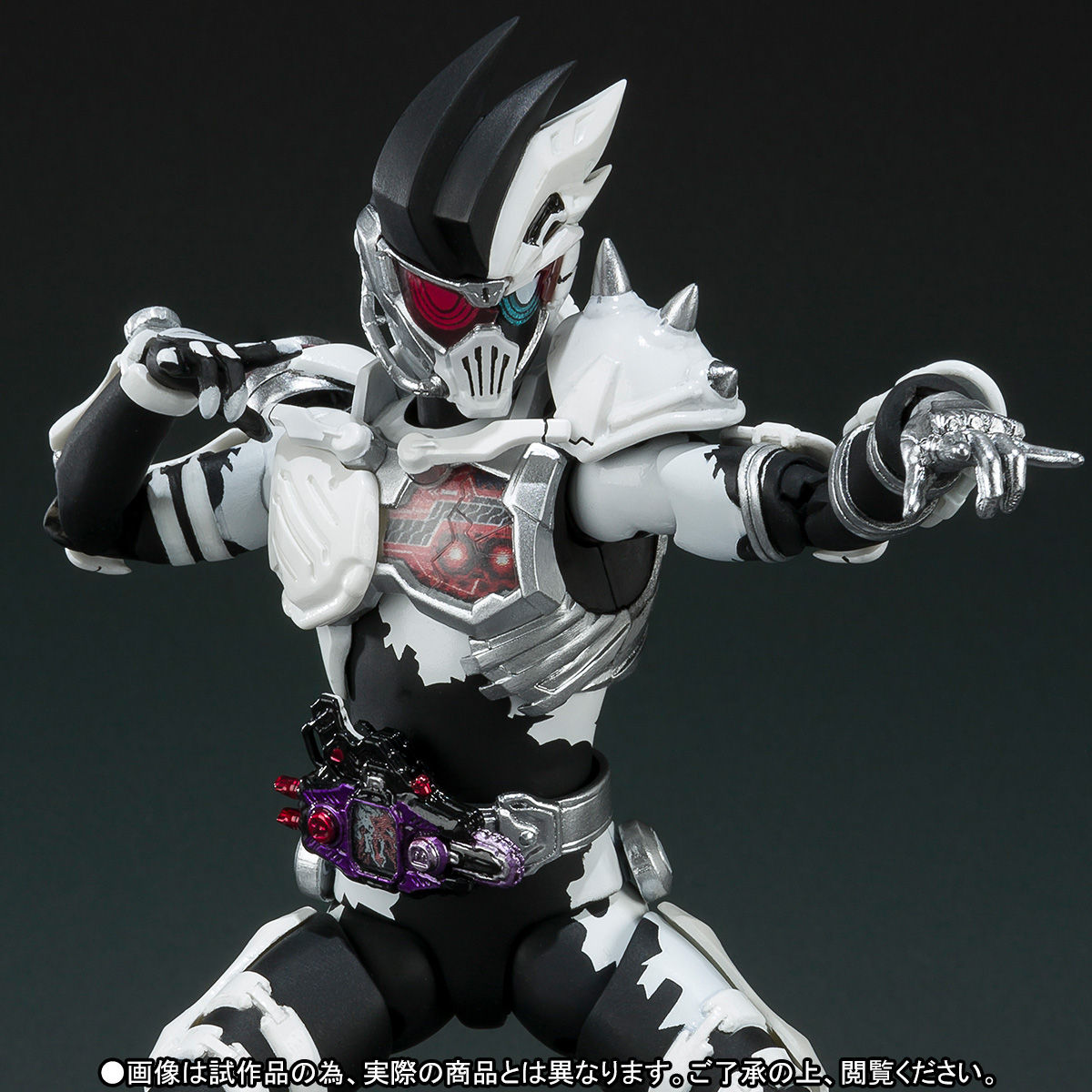 先着販売】S.H.Figuarts 仮面ライダーゲンム ゾンビゲーマー レベルX