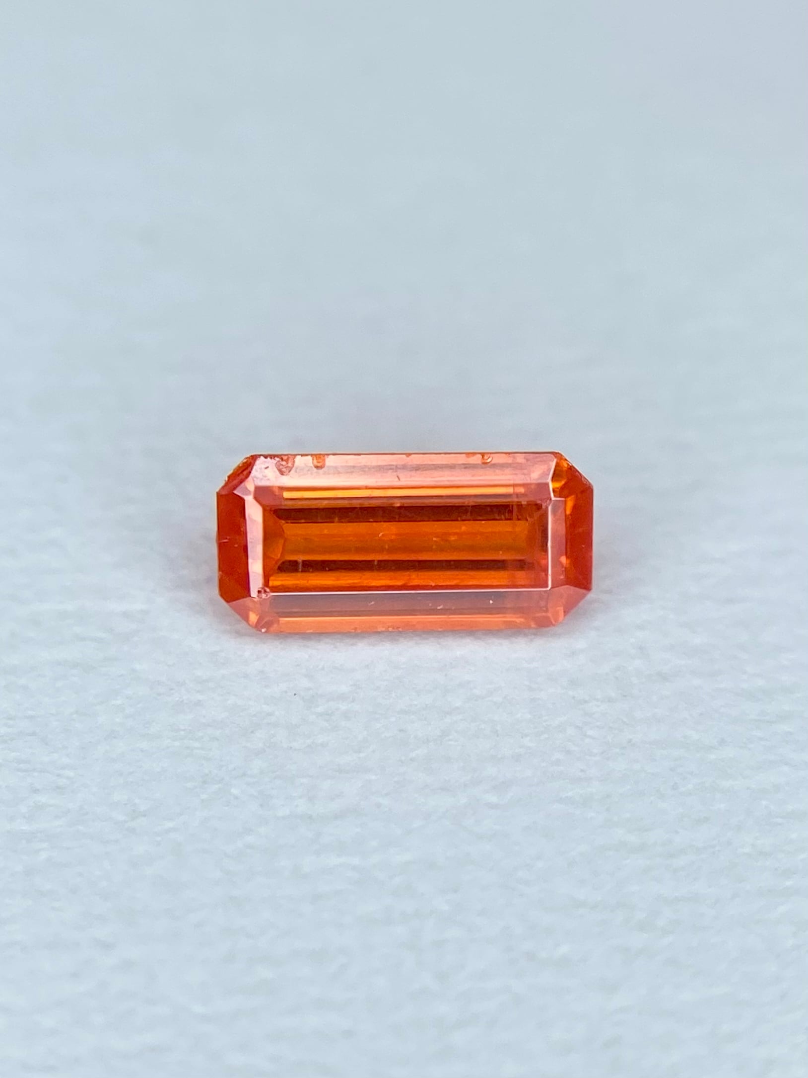 キズ多め】ウルフェナイト 0.320ct ルース | シークレットベース