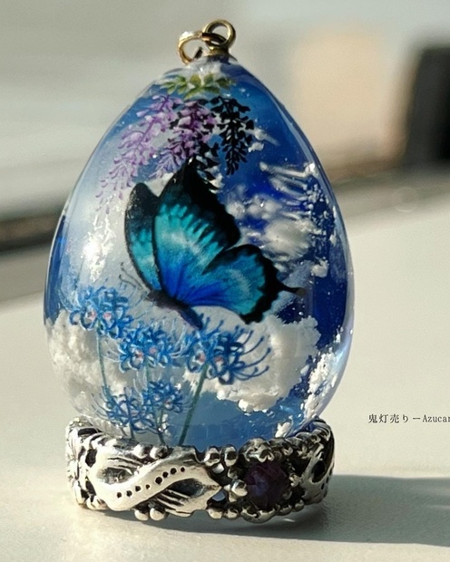 レジン/桃の花とお城と子猫達 蓄光 オルゴナイトネックレス 展示用⁄