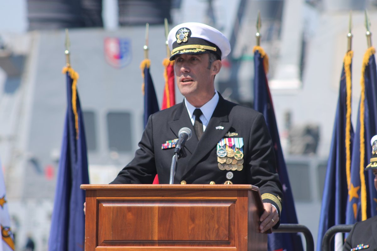 米海軍太平洋艦隊司令官 ロバート F. ウイラード大将記念ナイフ 【公式