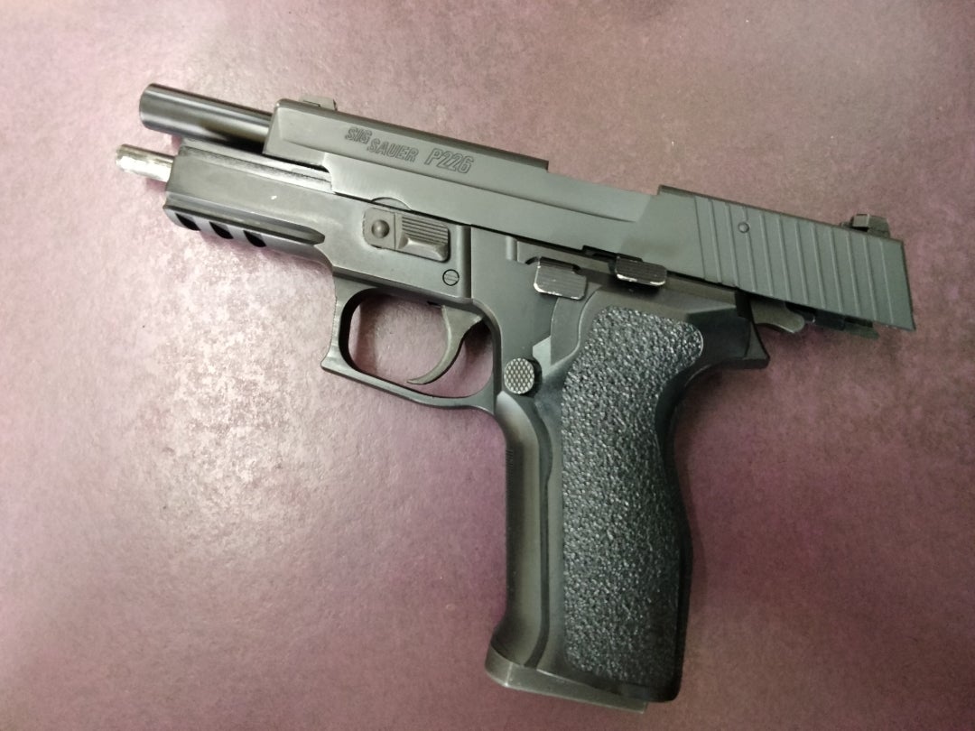 名銃。東京マルイ SIG P226E2。 | 陸式貝のヨタ話。