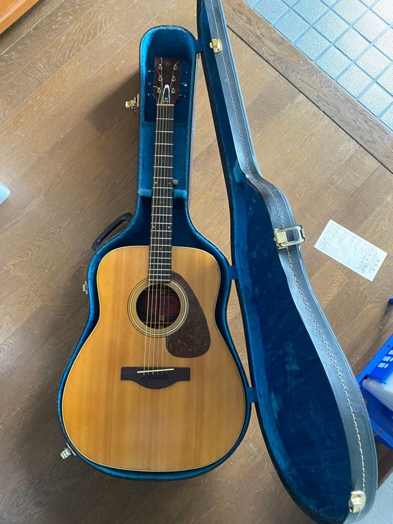 YAMAHA FG-180 ハードケース付き Yamaha 【FG-180 / 赤ラベル / 後期型 /音叉ロゴ / ハードケース】 | D