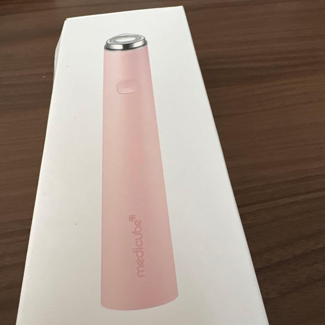 medicube スキンケアデバイス ピンク Amazon.com: medicube Plump Up the Glow Device Duo: Booster Pro