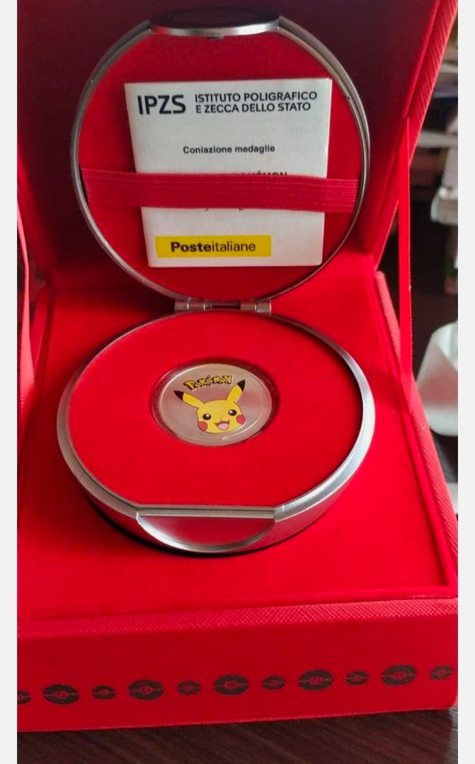 イタリア郵便局限定ポケモン純銀メダル 全国ずかんメタルチャーム777 ｜【公式】ポケモンセンターオンライン