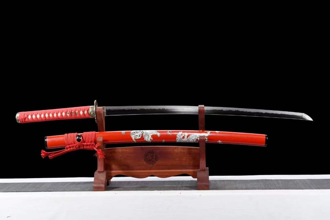 本当に横手 『虎嘯天魂』武具　刀装具　日本刀　模造刀   居合刀 しのびやオリジナル刀剣 近藤勇拵え 長曽称虎徹 刀袋付 模造刀｜【公式