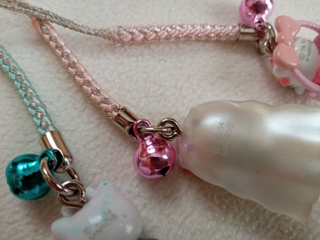 ゆうパケット】ハローキティ 根付け 軽井沢 他3個セット - メルカリ