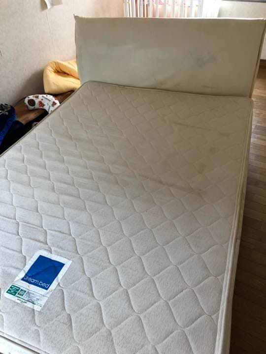 ダブルベット、テーブル、ベットサク Platform Bed ローベッド ダブル ナイトテーブルLR(左右) 棚付き