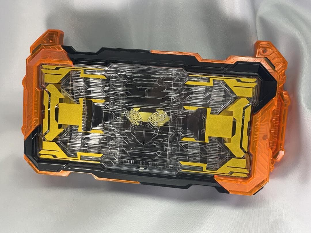 DX ガッチャードライバー　重塗装＆音量アップ 変身ベルト DXガッチャードライバー｜仮面ライダーおもちゃウェブ