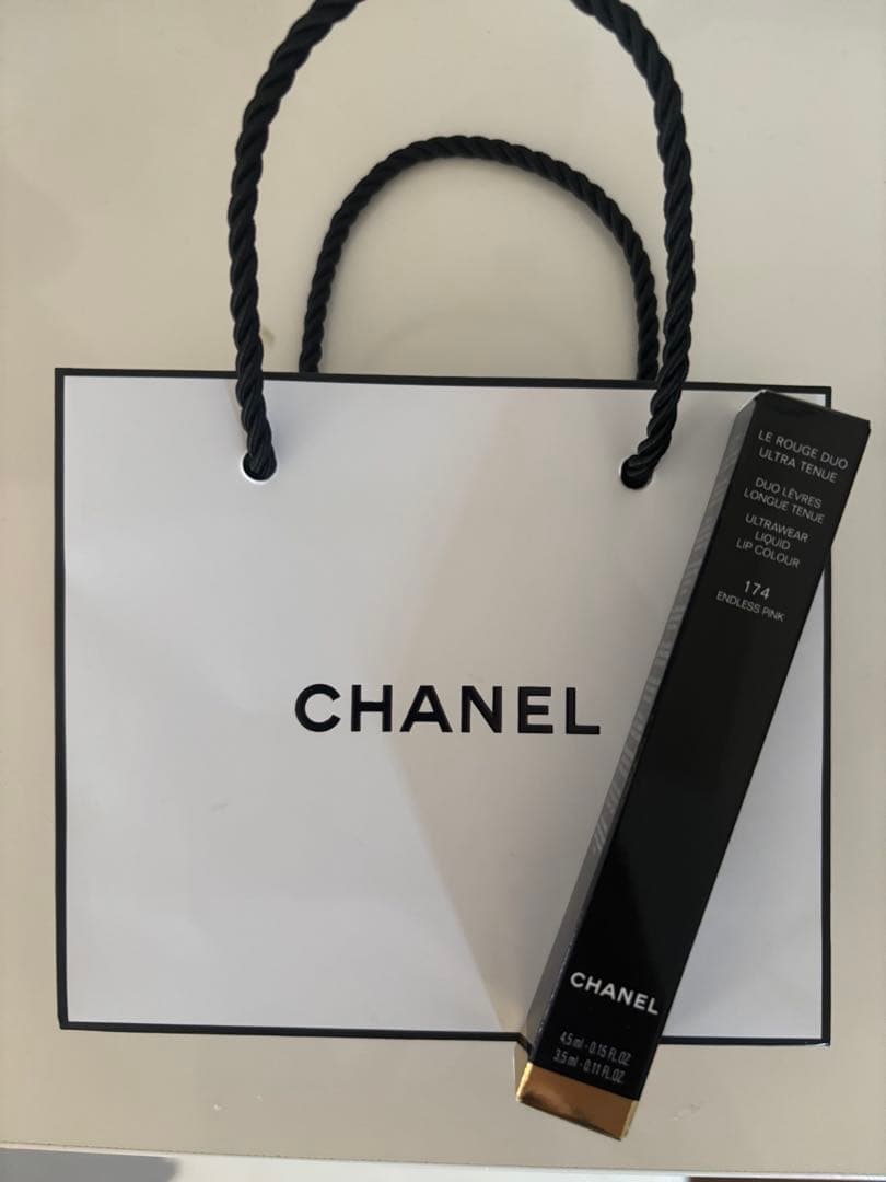 新品未開封　シャネル　ル ルージュ デュオ　174番 シャネル ル ルージュ デュオ ウルトラ トゥニュ 174 エンドレス