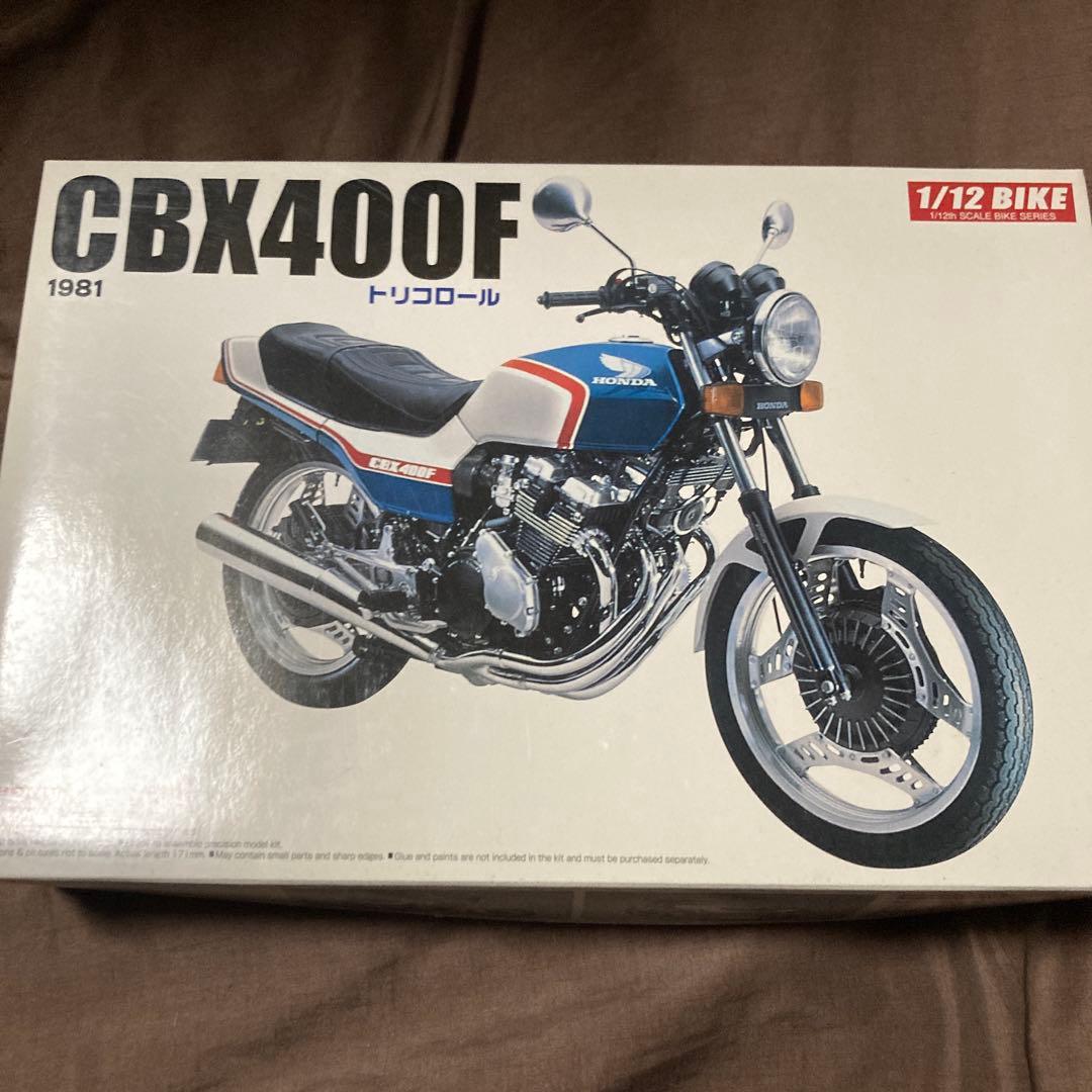 ホンダ CBX400F 1981年 1/12スケールトリコロールその2 ホンダ CBX400F 1981年 1/12スケールトリコロールその2 - メルカリ