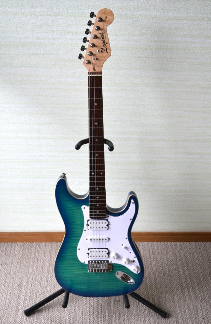【美品 】Legend レジェンド　ストラトキャスタータイプ 8点豪華おまけ付き・新品】 Legend(レジェンド) / LST-Z ストラト